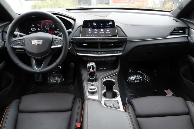 2023 Cadillac CT4-V V-SERIES in Cars & Trucks in City of Montréal - Image 3