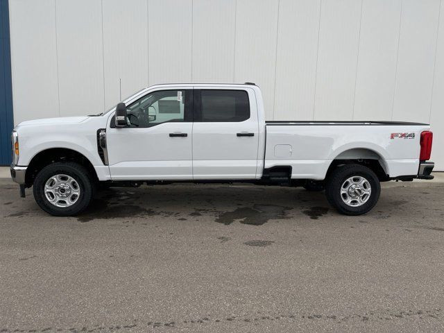 2025 Ford Super Duty F-350 SRW XLT - 613A in Cars & Trucks in Strathcona County - Image 2