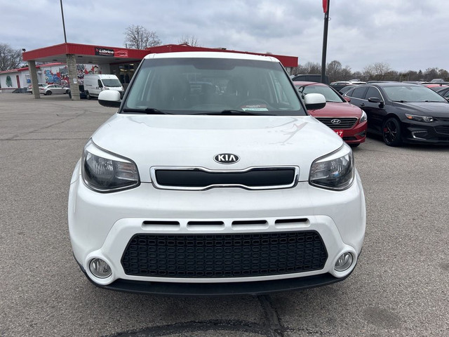  2016 Kia Soul BASE, 5 SPEED MANUAL, NO A/C, CLEAN CARFAX! in Cars & Trucks in London - Image 3
