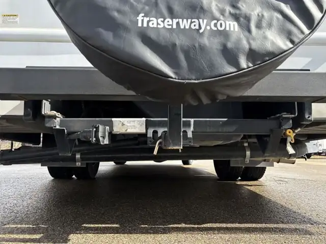 2023 EAST TO WEST Entrada 2200S in RVs & Motorhomes in Red Deer - Image 35