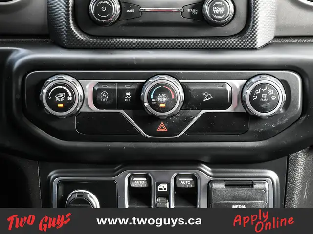 2019 Jeep WRANGLER UNLIMITED Sport 4x4 Back Up Camera Side Steps in Cars & Trucks in St. Catharines - Image 24