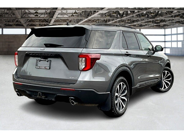 2022 Ford Explorer ST Line | 7Seat | 360 Cam | Tow Pkg | AWD in Cars & Trucks in Mississauga / Peel Region - Image 2