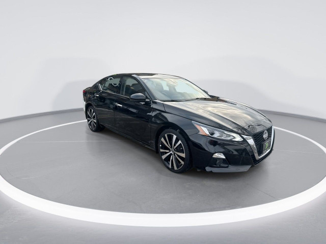 2022 Nissan Altima in Cars & Trucks in Markham / York Region - Image 2