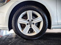 Comes equipped with: Power Mirrors, Shark fin antenna, Halogen Headlamps, Courtesy lights, LED Headl... (image 9)