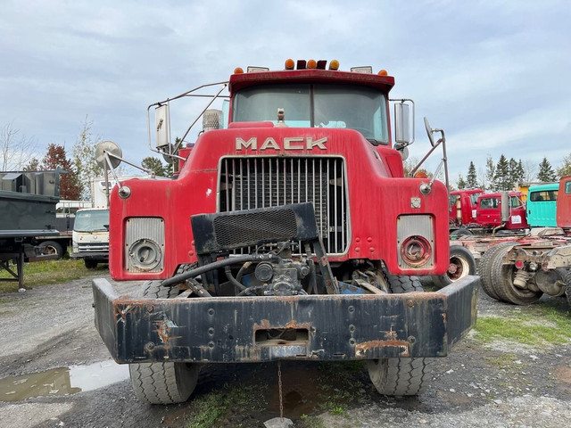  1991 Mack DMM 6906E in Heavy Trucks in St-Georges-de-Beauce