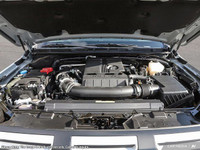 This Nissan Frontier boasts a Regular Unleaded V-6 3.8 L/231 engine powering this Automatic transmis... (image 5)
