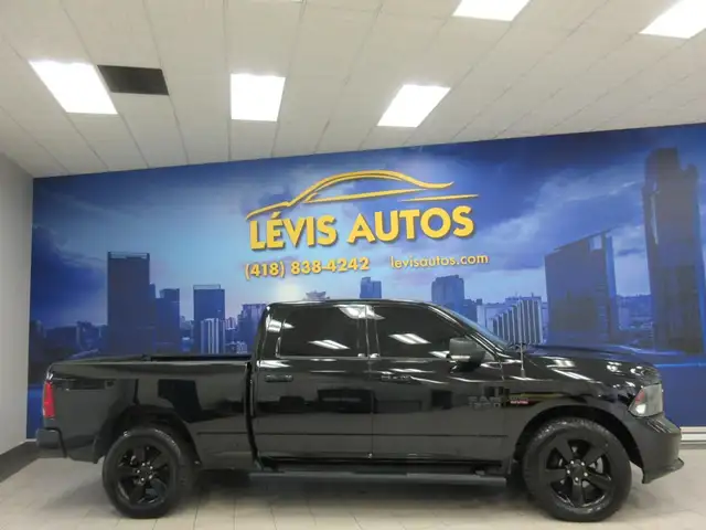 RAM 1500 CLASSIC 2022 SLT V8 5.7L HEMI 4X4 CREW-CAB BOITE 6'4" T in Cars & Trucks in Lévis - Image 3