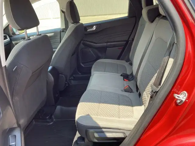 2021 Ford Escape SE in Cars & Trucks in Hamilton - Image 17