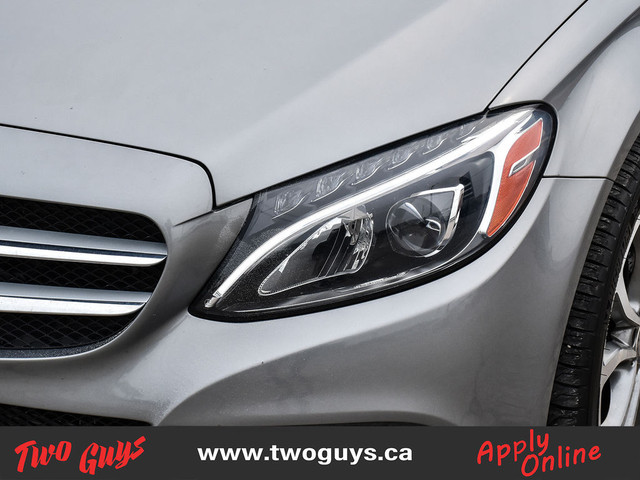 2015 Mercedes-Benz C-Class C300 AWD | Leather | Sunroof | Nav | in Cars & Trucks in St. Catharines - Image 4