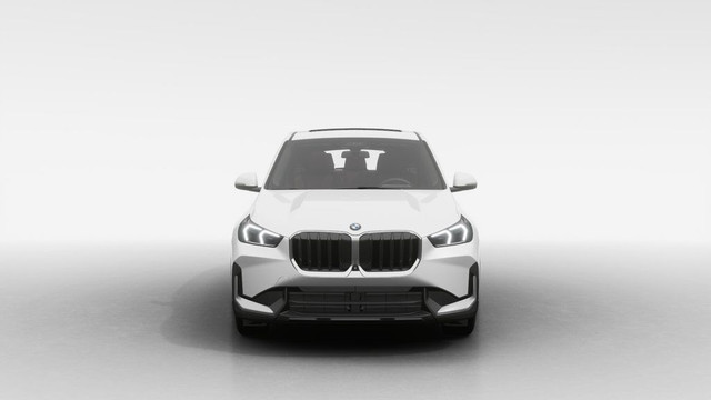 2025 BMW X1 xDrive28i | Confort supérieur | Premium Amélioré in Cars & Trucks in City of Montréal - Image 3
