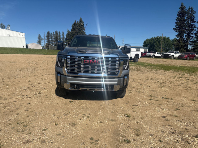 2025 GMC Sierra 3500HD Denali in Cars & Trucks in Edmonton - Image 2