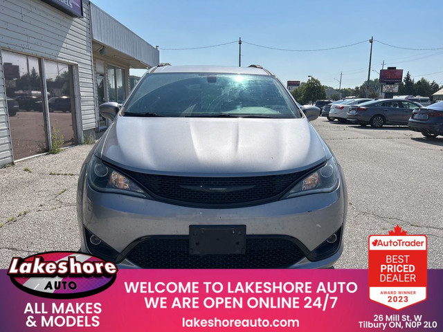 2019 Chrysler Pacifica Touring Plus Touring Plus in Cars & Trucks in Leamington - Image 3
