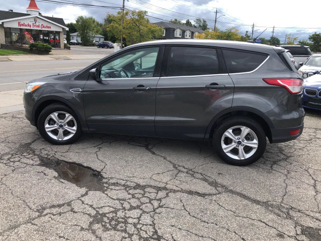  2015 Ford Escape FWD 4dr SE in Cars & Trucks in St. Catharines - Image 2