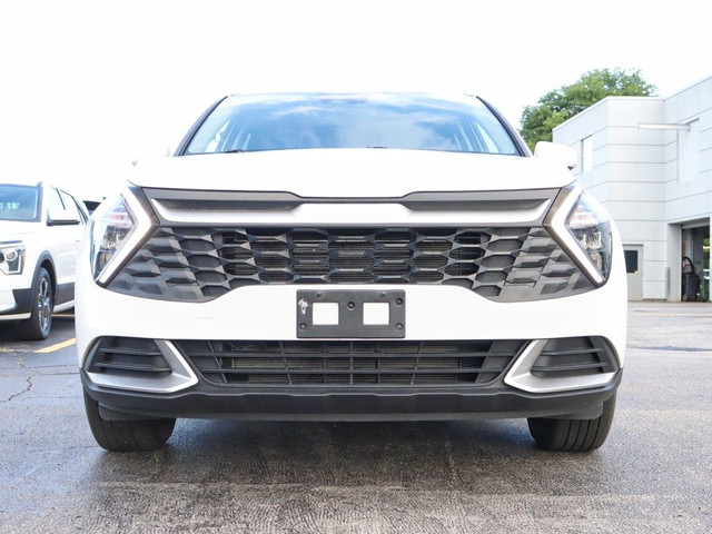2023 Kia Sportage LX FWD in Cars & Trucks in Oakville / Halton Region - Image 2