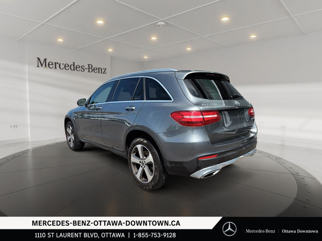 2018 Mercedes-Benz GLC300 4MATIC SUV in Cars & Trucks in Ottawa - Image 4