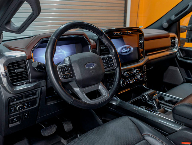 2021 Ford F-150 LARIAT CREW 4X4 *3.5L HYBRIDE* NAV SIÈGES VENT B in Cars & Trucks in Laurentides - Image 2