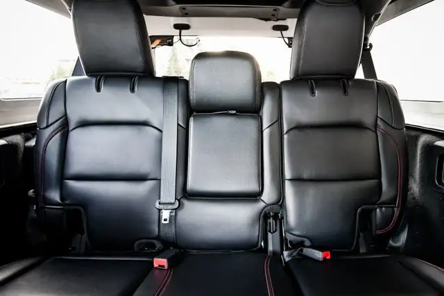 2023 Jeep Wrangler Rubicon • PREM. AUDIO • 4G WI-FI • CP/AA in Cars & Trucks in Kingston - Image 32