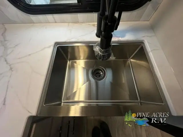 2025 Dutchmen RV Astoria 260RK in Travel Trailers & Campers in Truro - Image 14