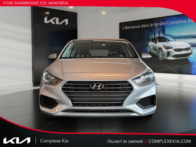 2019 Hyundai Accent Preferred Hatchback S.Chauffants Mags Apple  in Cars & Trucks in City of Montréal - Image 2