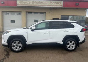 2021 Toyota RAV 4 Hybrid LE