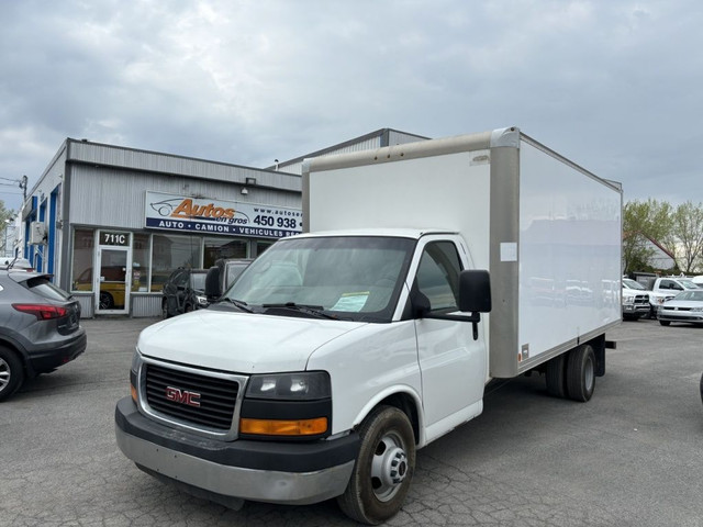 2015 GMC Savana CUBE in Cars & Trucks in Laval / North Shore