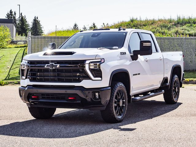 2025 Chevrolet Silverado 3500HD LT in Cars & Trucks in Strathcona County - Image 4