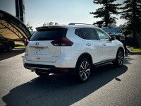 Stock#: 260013AThe 2018 Nissan Rogue SL is a practical and comfortable compact SUV, well-suited for... (image 3)