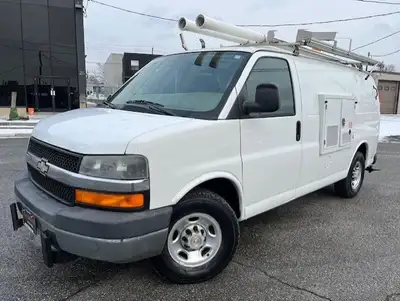 CERTIFICATION INCLUDED! 1 OWNER BELL CANADA VAN!! NO ACCIDENTS!! 4.8L V8!! LADDER RACKS!! SHELVES! D...