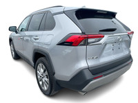 Le Toyota RAV4 Limited 2022 est la version haut de gamme du populaire VUS compact de Toyota. Il se d... (image 9)