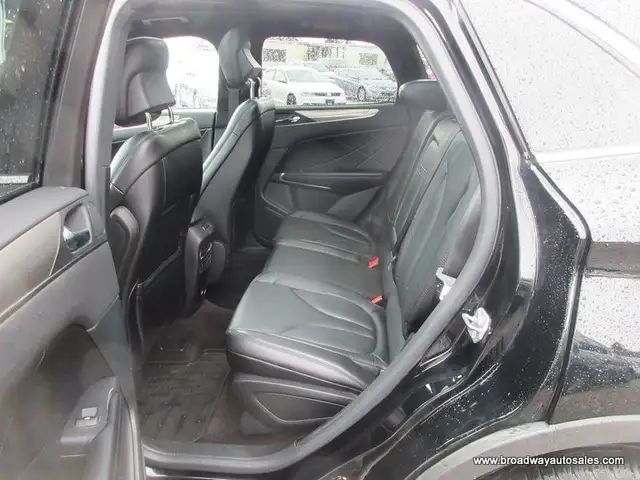 2017 Lincoln MKC ALL-WHEEL DRIVE SELECT-PACKAGE 5 PASSENGER 2.0L in Cars & Trucks in Markham / York Region - Image 14