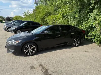 This vehicle is being sold AS IS/AS TRADED and is not represented as being in roadworthy condition,...