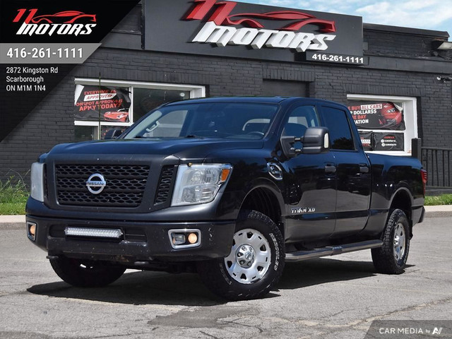 2016 Nissan Titan XD 4x4 Crew Cab XD | CUMMINS DIESEL | NO ACCID in Cars & Trucks in City of Toronto