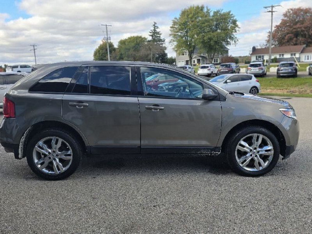 2014 Ford Edge | ACCIDENT FREE | LOW MILEAGE | in Cars & Trucks in London - Image 4