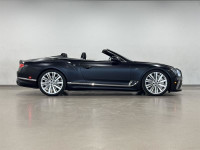 La Bentley Continental GT Convertible Speed 2023 est une voiture de grand tourisme de luxe équipée d... (image 3)