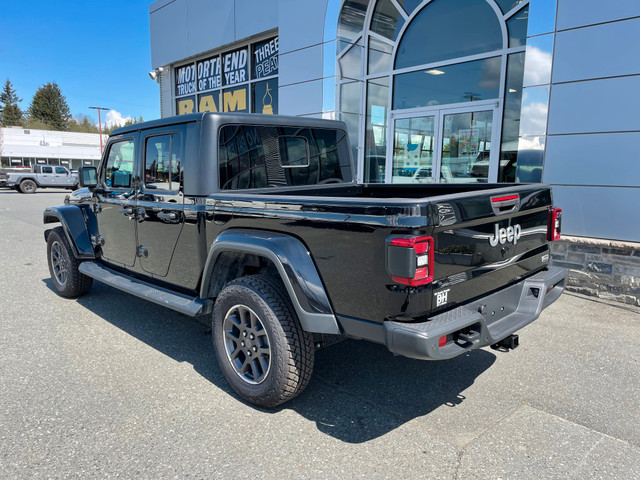  2021 Jeep Gladiator Overland in Cars & Trucks in Campbell River - Image 3