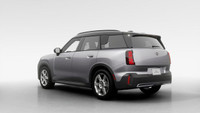 Le tout nouveau *MINI Countryman Cooper SE 2025* est aussi audacieux et aventurier que vous. Que vou... (image 1)