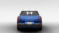 Le tout nouveau MINI Countryman SE 2025 est aussi audacieux et aventurier que vous. Que vous préféri... (image 4)