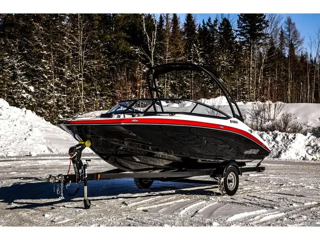 2025 Yamaha AR 195 in Powerboats & Motorboats in Québec City - Image 3