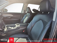 XLE AWD Engine: 4 Cylinder Engine 2.4L L/100Km City: 11.2 L/100Km Hwy: 8.6 Safety Equipment Electron... (image 8)