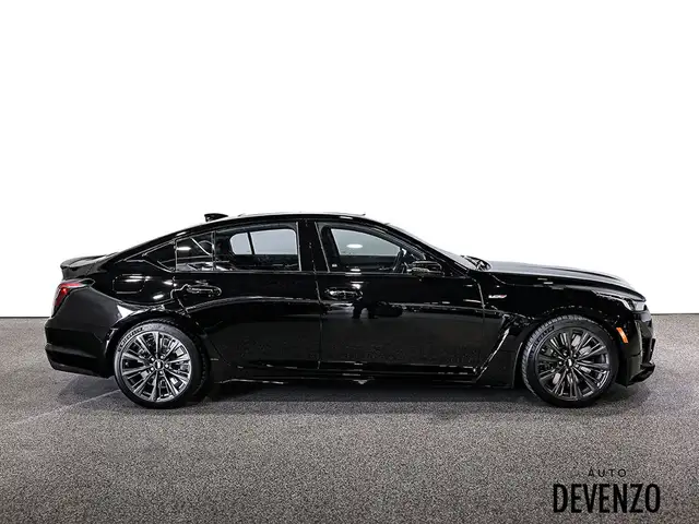 2024 Cadillac CT5-V Blackwing 668hp in Cars & Trucks in Laval / North Shore - Image 4