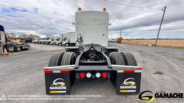 2020 KENWORTH W900L HIGHWAY / SLEEPER TRUCK / TRACTOR in Heavy Trucks in Chilliwack - Image 15