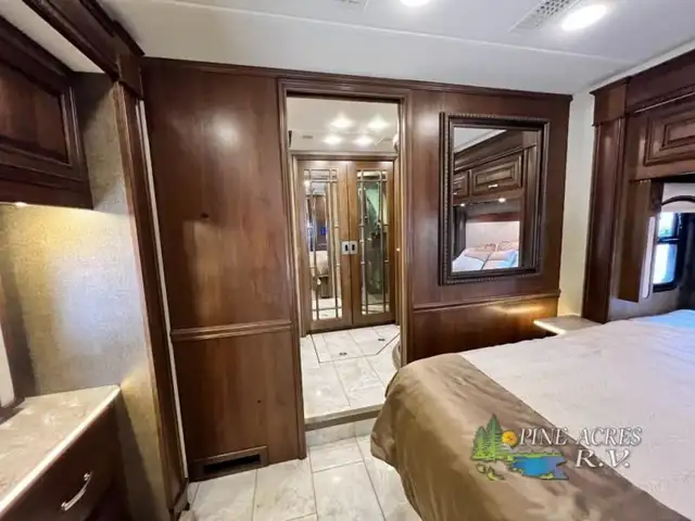 2016 Entegra Coach Anthem 42RBQ 42 Miles All New Tires ! in RVs & Motorhomes in Moncton - Image 57