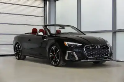 Traction intégrale Audi quattro / Echappement sport /Moteur V6 3.0T 362 chevaux/Apple Carplay + Andr...