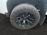 This 2025 GMC Sierra 1500 in Summit White is equipped with 4WD and Gas V8 5.3L/325 engine. The Next... (image 8)