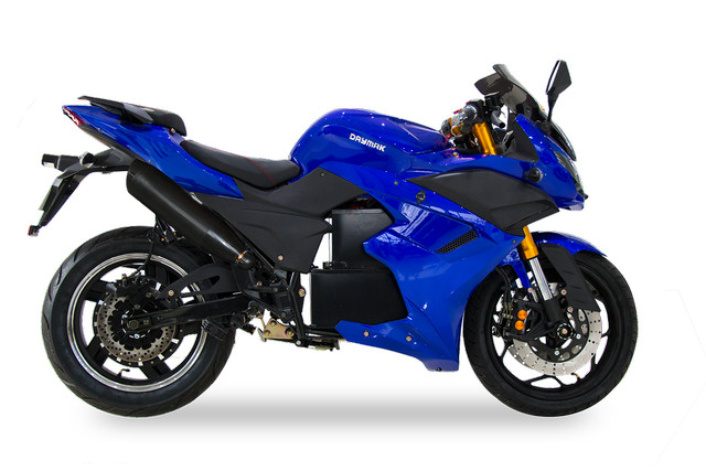 2023 Daymak EM2 The sporty style of the EM2 will turn the heads  in Sport Bikes in Bridgewater - Image 2
