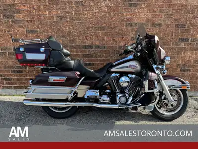 Beautiful Ultra Classic with Vance & Hines pipes, high flow air intake, colour matching inner fairin...
