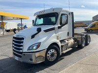 2019 FREIGHTLINER T12664ST;Heavy Duty Trucks - CONVENTIONAL W/O SLEEPER Penske Location 105 SALTSMAN... (image 2)