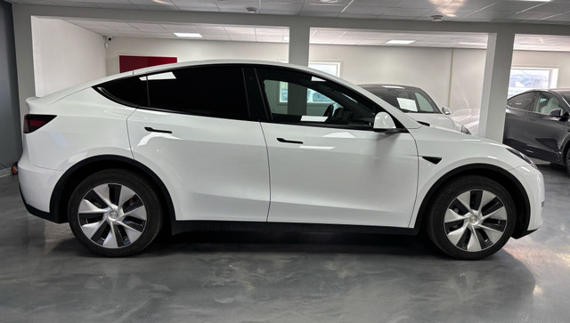 2023 Tesla Model Y Long Range AWD in Cars & Trucks in Calgary - Image 2