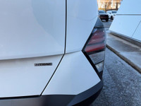 Le Hyundai Kona 2024 version Preferred AWD Trend Toit Cuir Mags Bluetooth est un VUS compact alliant... (image 6)
