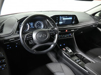Cash Price: $22,995 Finance Price: $20,995 Apple Carplay, Android Auto, Heated Seats, Heated Steerin... (image 9)